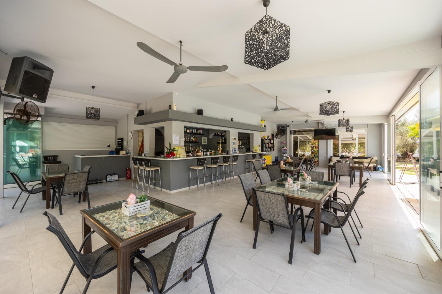 Aparthotel Kosmas