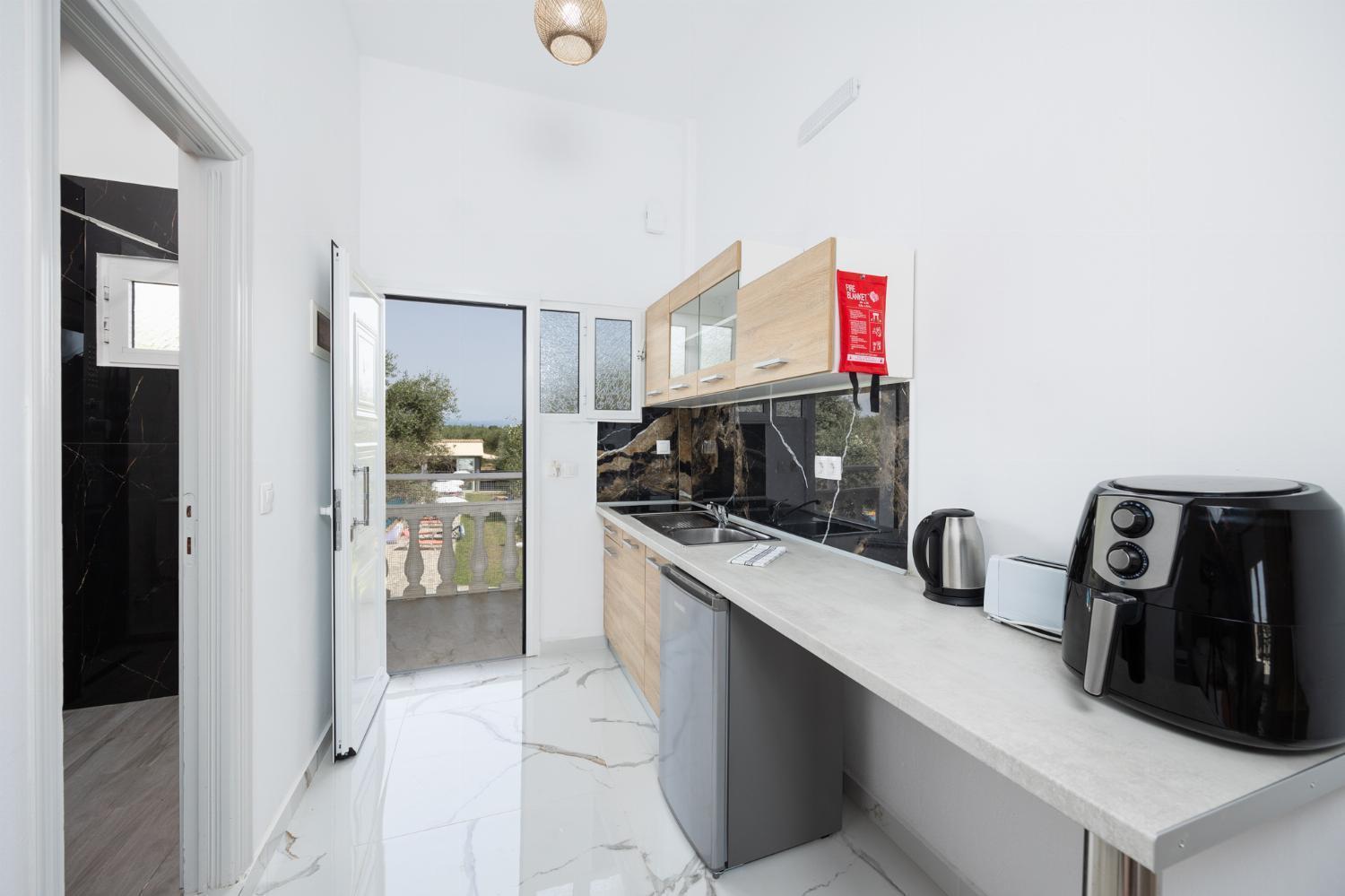 Kosmas Aparthotel