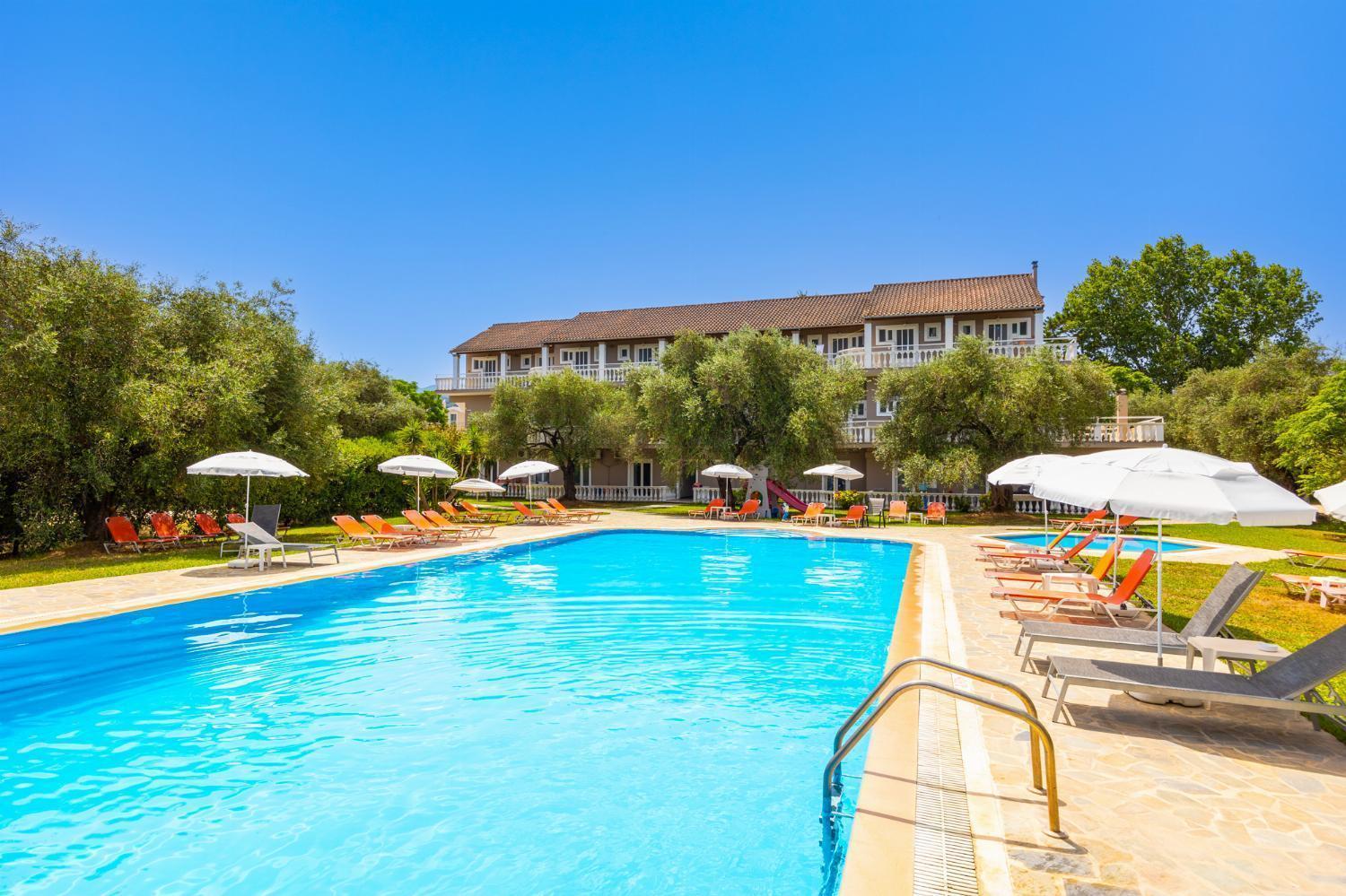 Aparthotel Kosmas *