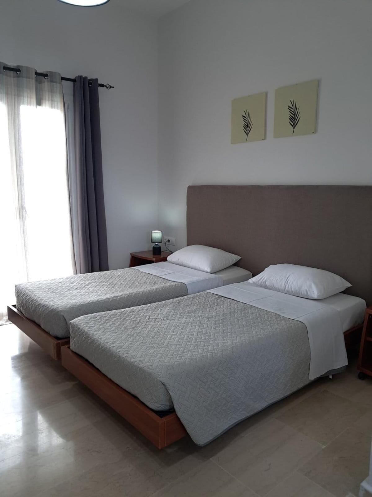 Kosmas Aparthotel
